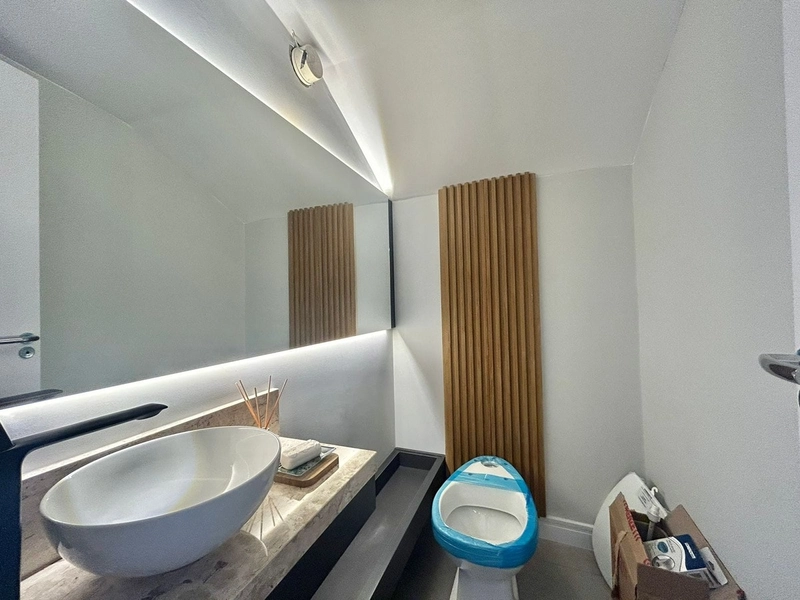 NAVEGANTES! DUPLEX, DE FRENTE, MOBILIADO E DECORADO, NOVO, 2 VAGAS,: 11ª foto da galeria de imagens do imóvel