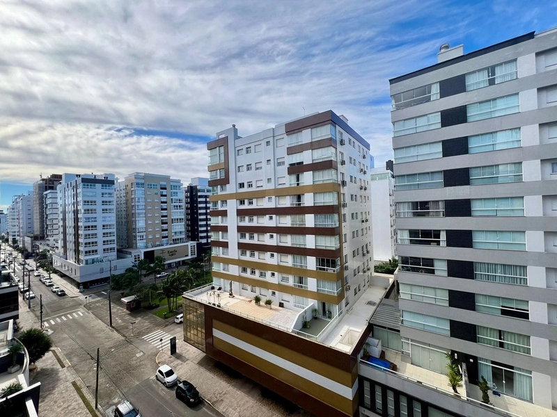 NAVEGANTES! DUPLEX, DE FRENTE, MOBILIADO E DECORADO, NOVO, 2 VAGAS,: 2ª foto da galeria de imagens do imóvel