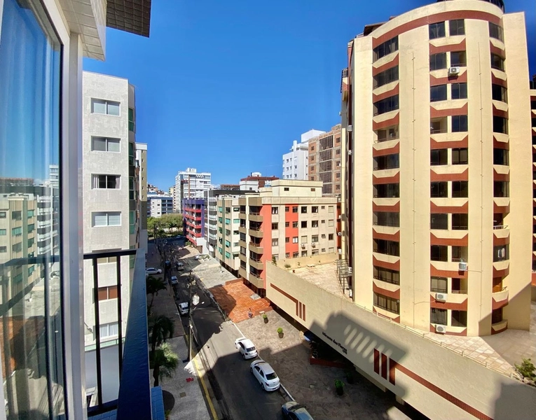 NAVEGANTES, DE FRENTE COM VISTA, FINAMENTE MOBILIADO E DECORADO!: 11ª foto da galeria de imagens do imóvel