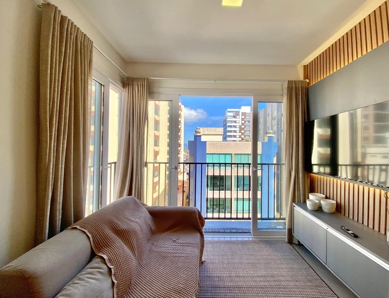 NAVEGANTES, DE FRENTE COM VISTA, FINAMENTE MOBILIADO E DECORADO!: 2ª foto da galeria de imagens do imóvel