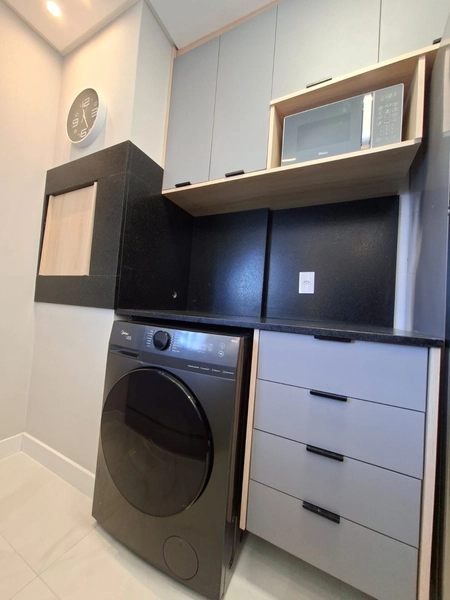LUXO DE 1 DORM. MOBILIADO, PRÉDIO COM ROOFTOP, PISCINA, INFRA.: 11ª foto da galeria de imagens do imóvel