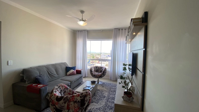 APARTAMENTO DE FRENTE COM VISTA, MOBILIADO! VENHA VISITAR...: 2ª foto da galeria de imagens do imóvel