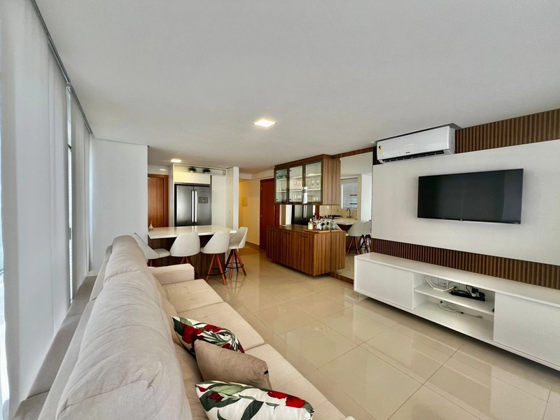 ALTO PADRÃO NA BEIRA MAR, COM VISTA ESPETACULAR MAR! MOB. E DECORADO: 9ª foto da galeria de imagens do imóvel