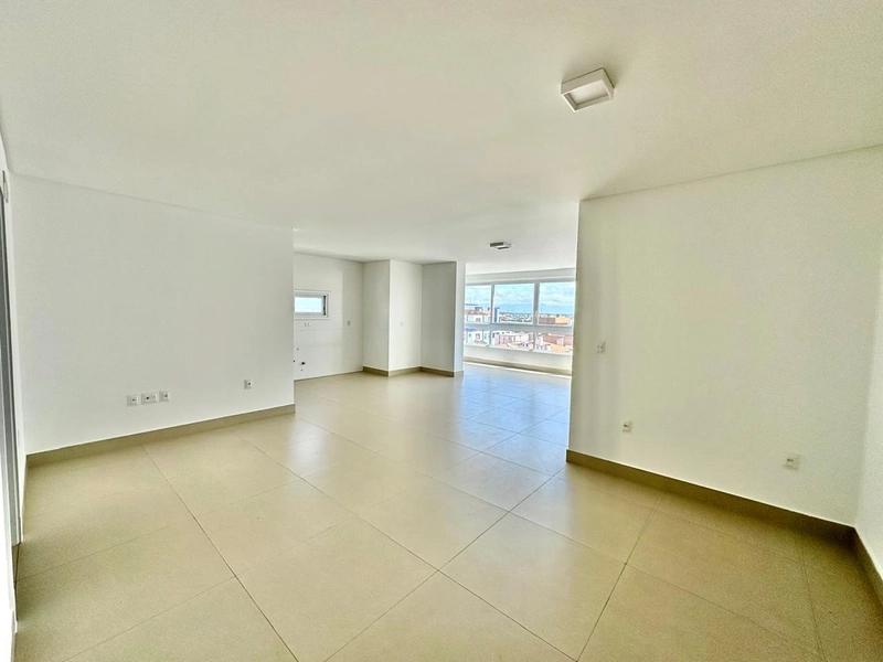 APARTAMENTO DE ALTO PADRÃO VISTA PRO MAR E PARA SERRA: 7ª foto da galeria de imagens do imóvel