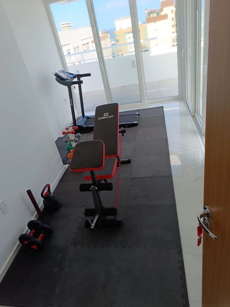 APARTAMENTO DE FRENTE, COM VISTA! PRÉDIO NOVO COM INFRA E ROOFTOP!: 3ª foto da galeria de imagens do imóvel