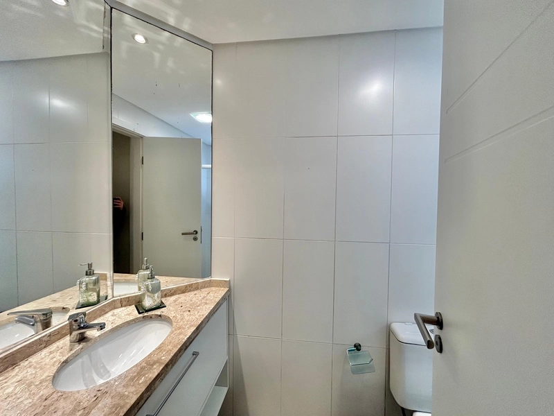 CENTRO! MOBILIADO! LINDO APTO 3DORMITÓRIOS PARA VOCÊ E SUA FAMÍLIA!: 11ª foto da galeria de imagens do imóvel