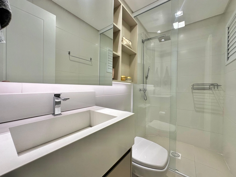 ALTO PADRÃO, FINAMENTE MOBILIADO E DECORADO COM VISTA ESPETACULAR.: 21ª foto da galeria de imagens do imóvel