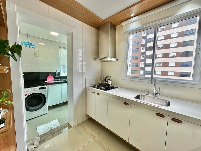 ALTO PADRÃO, FINAMENTE MOBILIADO E DECORADO COM VISTA ESPETACULAR.: 10ª foto da galeria de imagens do imóvel