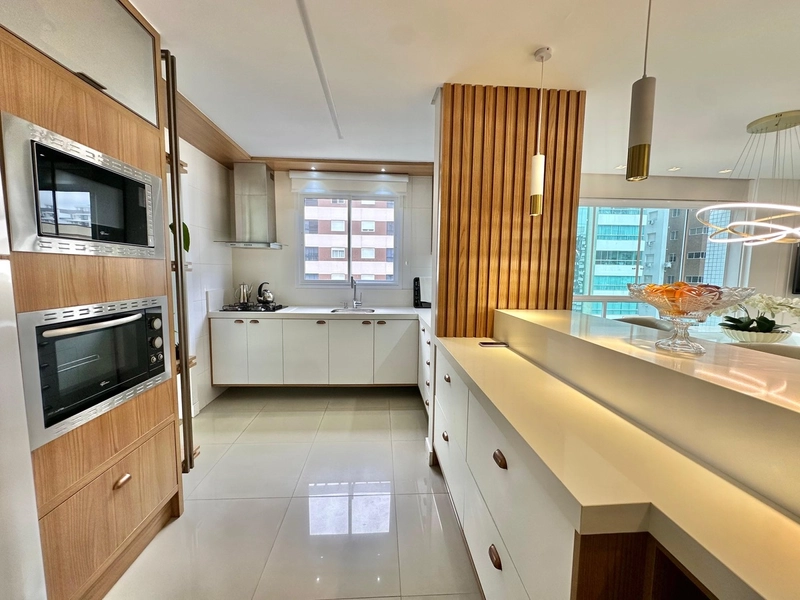 ALTO PADRÃO, FINAMENTE MOBILIADO E DECORADO COM VISTA ESPETACULAR.: 7ª foto da galeria de imagens do imóvel