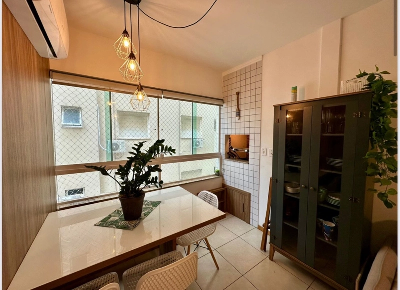 JUNTO A PRAÇA DA FLÁVIO! MOBILIADO E DECORADO! 2 DORMTS.SUITE, VAGA: 4ª foto da galeria de imagens do imóvel