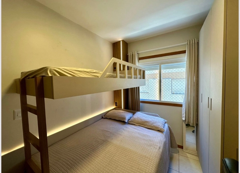 JUNTO A PRAÇA DA FLÁVIO! MOBILIADO E DECORADO! 2 DORMTS.SUITE, VAGA: 10ª foto da galeria de imagens do imóvel