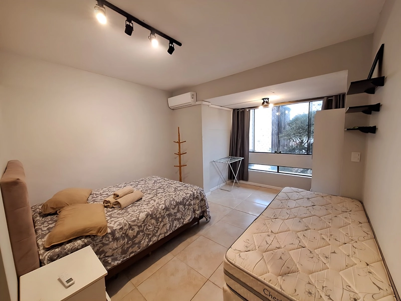 INVESTIR OU MORAR! ÓTIMO PARA AIRBNB! MOBILIADO NO CENTRO!: 4ª foto da galeria de imagens do imóvel