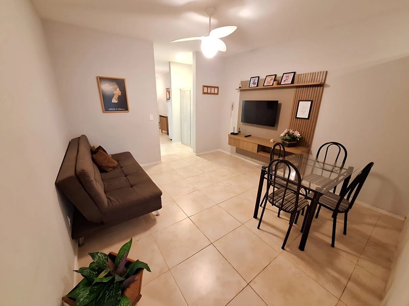 INVESTIR OU MORAR! ÓTIMO PARA AIRBNB! MOBILIADO NO CENTRO!: 2ª foto da galeria de imagens do imóvel