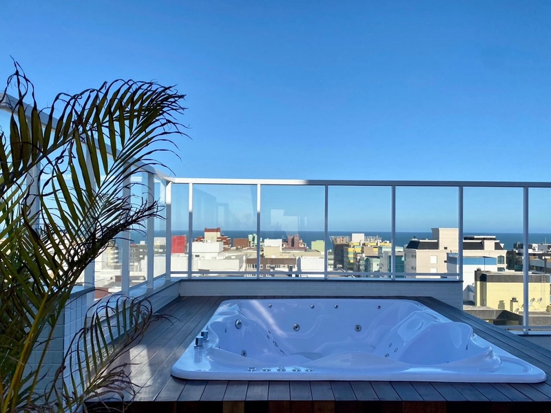 60X !NAVEGANTES, DE FRENTE COM VISTA, ANDAR ALTO! MOBILIADO E DECORADO