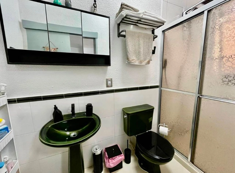 OPORTUNIDADE NO CENTRO!36X ! MOBILIADO E DECORADO! 2DORMTS. VAGA...: 2ª foto da galeria de imagens do imóvel