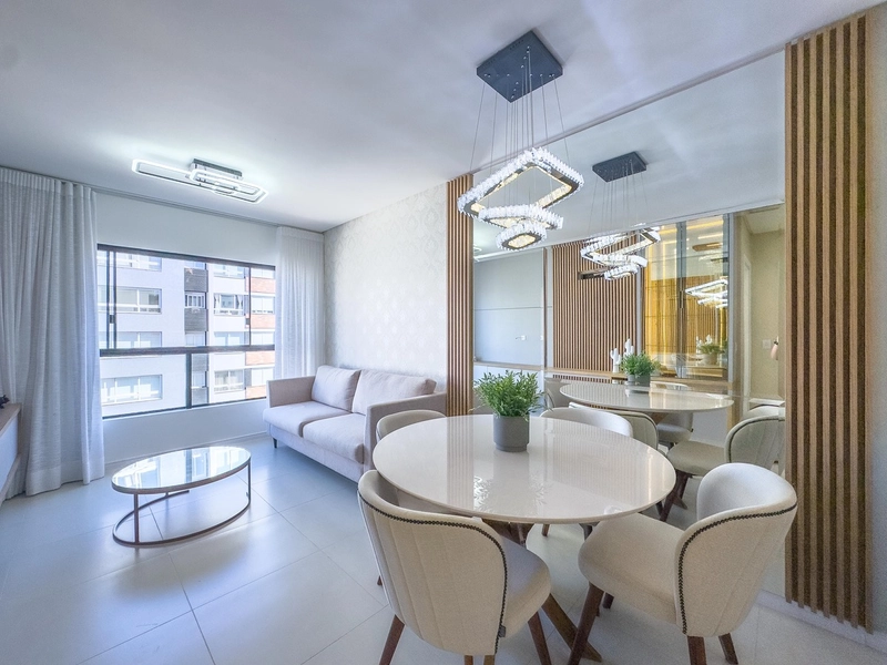 NAVEGANTES! DE FRENTE COM VISTA! MOBILIADO! ALTO PADRÃO CONSTRUTIVO!: 4ª foto da galeria de imagens do imóvel