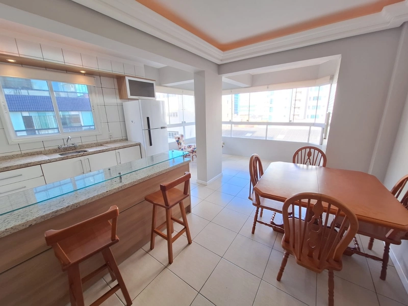 JUNTO A PRAÇA BASSANI! BAIRRO NAVEGANTES! APTO DE FRENTE MOBILIADO!: 3ª foto da galeria de imagens do imóvel