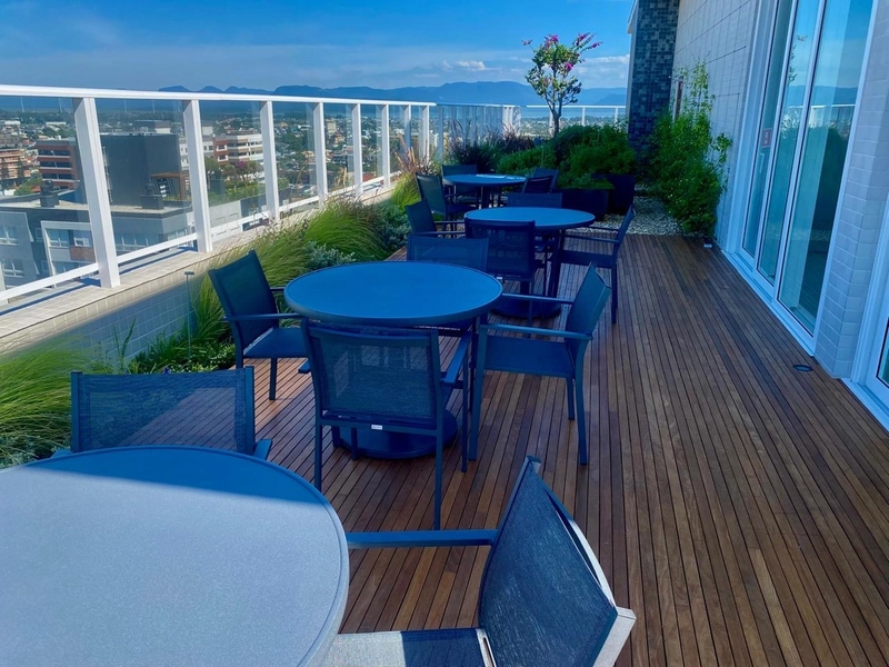 NAVEGANTES! DE FRENTE COM VISTA ESPETACULAR! 2 SUÍTES, ROOFTOP!: 2ª foto da galeria de imagens do imóvel