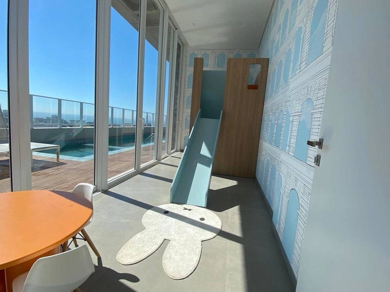 NAVEGANTES! DE FRENTE COM VISTA ESPETACULAR! 2 SUÍTES, ROOFTOP!: 4ª foto da galeria de imagens do imóvel