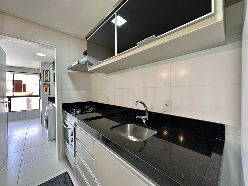 NAVEGANTES! APTO.  DE FRENTE COM VISTA PARA O MAR! MOB. E DECORADO!: 8ª foto da galeria de imagens do imóvel