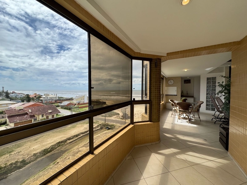 PÉ NA AREIA! DE FRENTE COM SACADA E VISTA MAR! MOBILIADO E DECORADO!: 6ª foto da galeria de imagens do imóvel