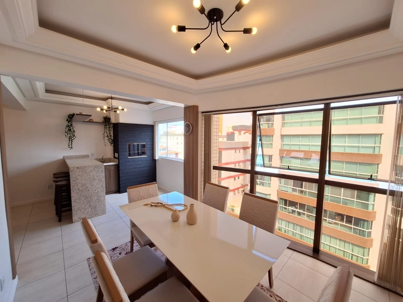 No centro com vista liberada para Praça do Minigolfe