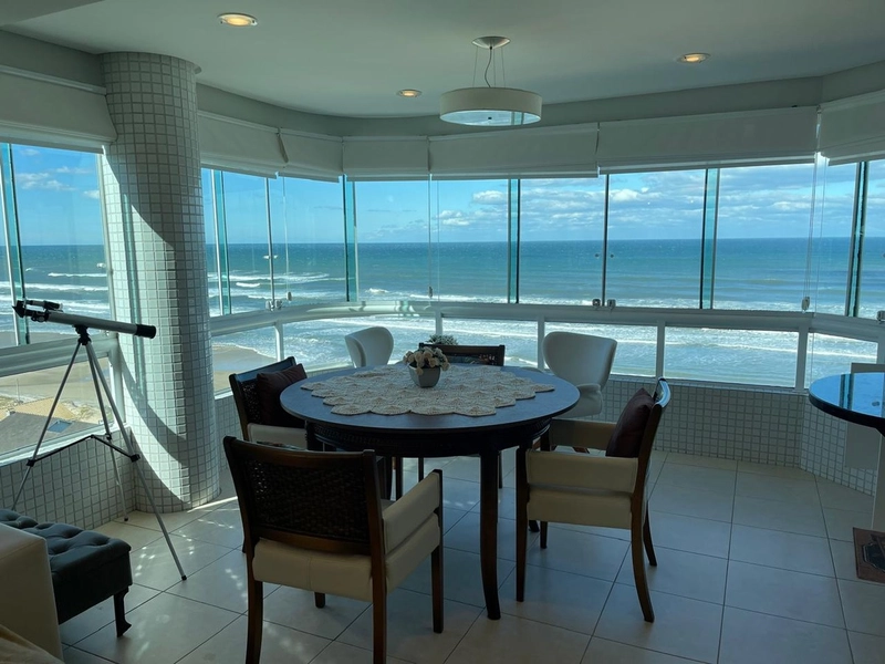 BEIRA MAR COM VISTA CINEMATOGRAFICA