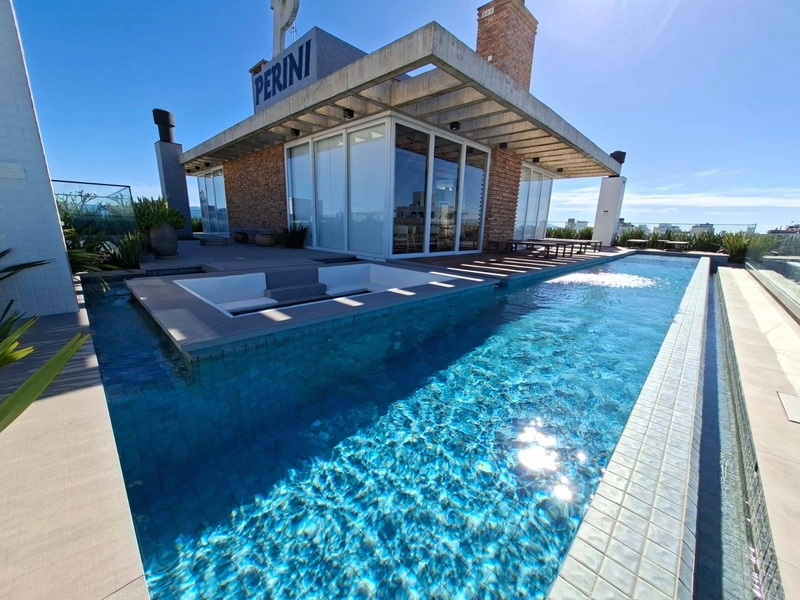 IMÓVEL QUE UNE ESTILO, CONFORTO E VALORIZAÇÃO! ROOFTOP COM INFRA!