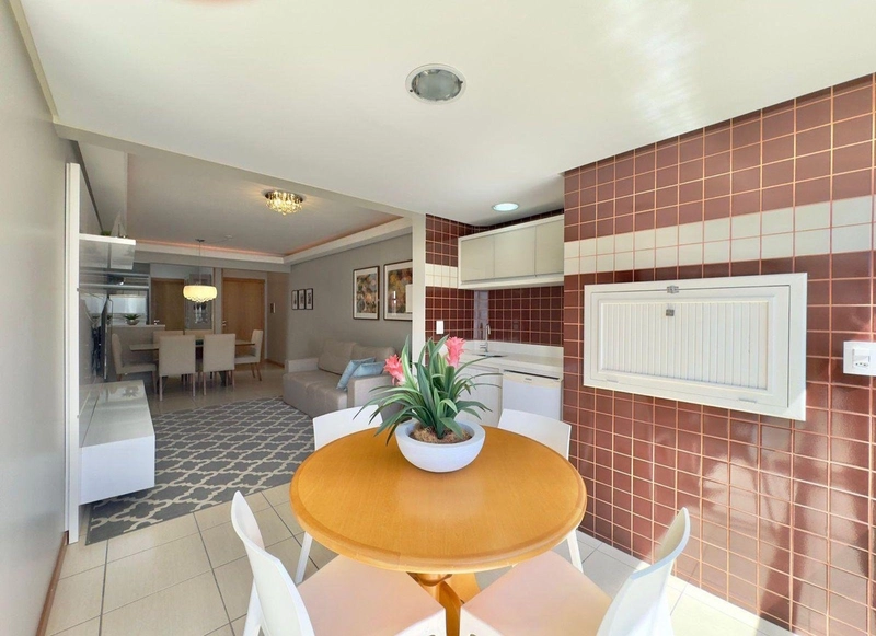 NAVEGANTES! ANDAR ALTO COM VISTA, SACADÃO, MOBILIADO, ALTO PADRÃO!: 13ª foto da galeria de imagens do imóvel