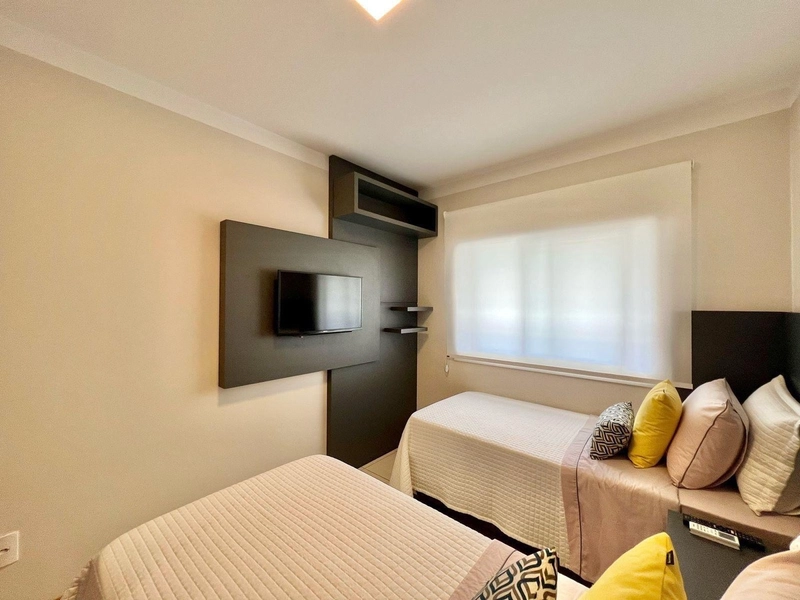 NAVEGANTES! ANDAR ALTO COM VISTA, SACADÃO, MOBILIADO, ALTO PADRÃO!: 24ª foto da galeria de imagens do imóvel