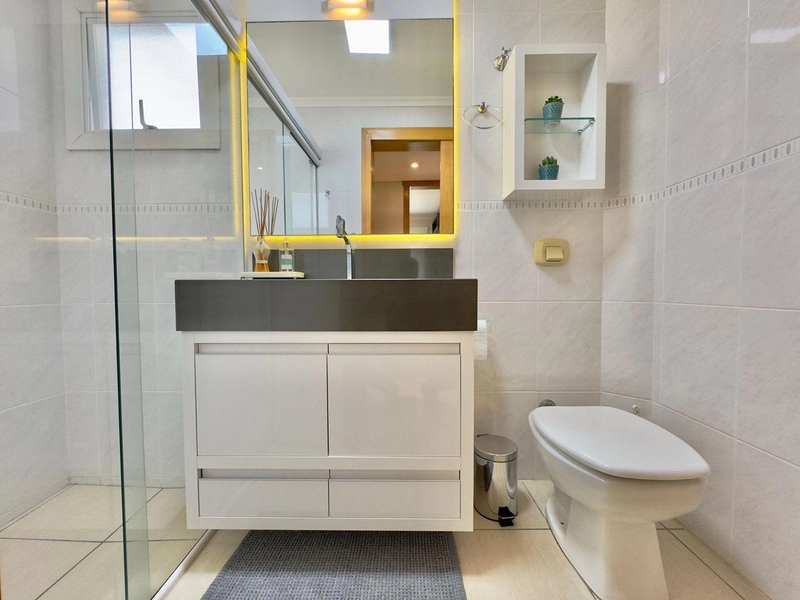 NAVEGANTES! ANDAR ALTO COM VISTA, SACADÃO, MOBILIADO, ALTO PADRÃO!: 20ª foto da galeria de imagens do imóvel