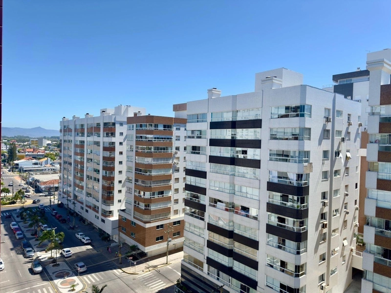 NAVEGANTES! ANDAR ALTO COM VISTA, SACADÃO, MOBILIADO, ALTO PADRÃO!: 6ª foto da galeria de imagens do imóvel