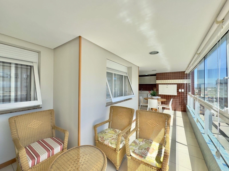 NAVEGANTES! ANDAR ALTO COM VISTA, SACADÃO, MOBILIADO, ALTO PADRÃO!: 12ª foto da galeria de imagens do imóvel