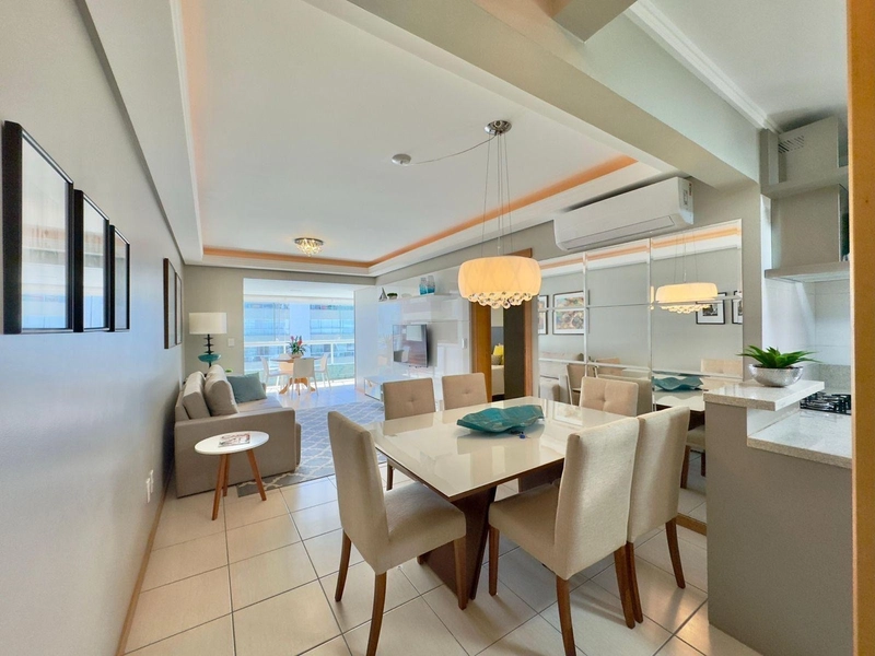 NAVEGANTES! ANDAR ALTO COM VISTA, SACADÃO, MOBILIADO, ALTO PADRÃO!: 9ª foto da galeria de imagens do imóvel