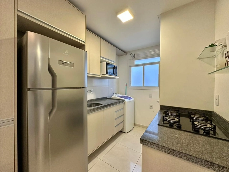 APARTAMENTO AO LADO DA AV UBIRAJARA, BOX ESPAÇOSO E 1 QUADRA DO MAR: 5ª foto da galeria de imagens do imóvel