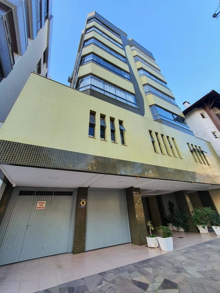 Apartamento a poucos metros do mar, em plena Avenida Poti no Centro: 4ª foto da galeria de imagens do imóvel