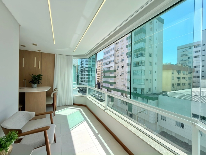 MOBILIADO E DECORADO: 10ª foto da galeria de imagens do imóvel