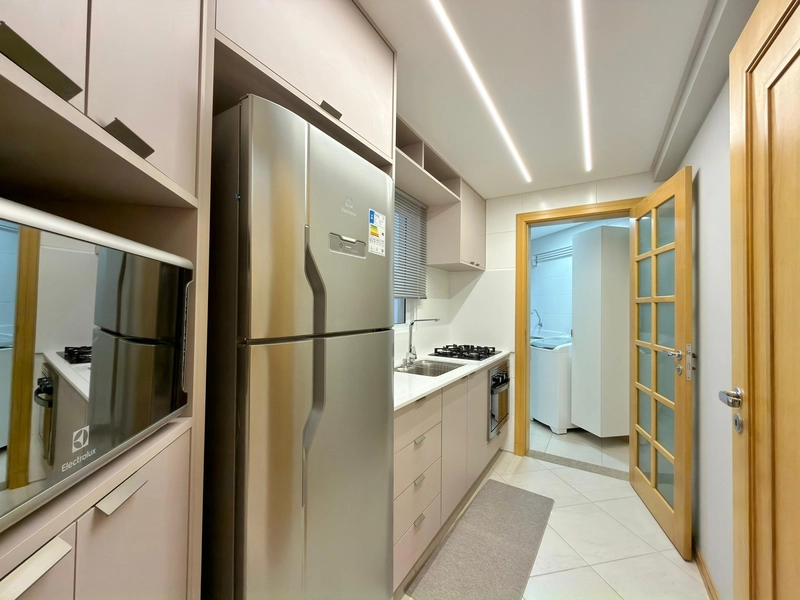 MOBILIADO E DECORADO: 5ª foto da galeria de imagens do imóvel