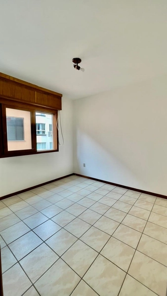 Apartamento poucos metros do mar junto a Praça: 11ª foto da galeria de imagens do imóvel