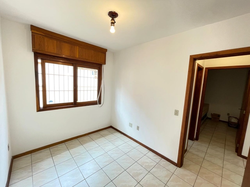 Apartamento poucos metros do mar junto a Praça: 7ª foto da galeria de imagens do imóvel