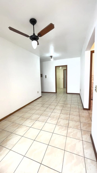 Apartamento poucos metros do mar junto a Praça: 20ª foto da galeria de imagens do imóvel