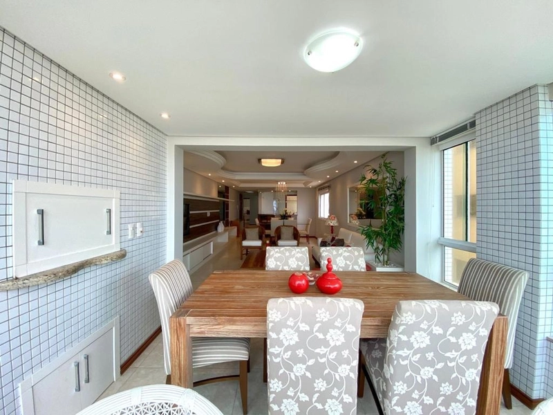 ESPETACULAR VISTA PARA O MAR! SACADA DE FRENTE,  MOBILIASDOE DECORADO!: 12ª foto da galeria de imagens do imóvel