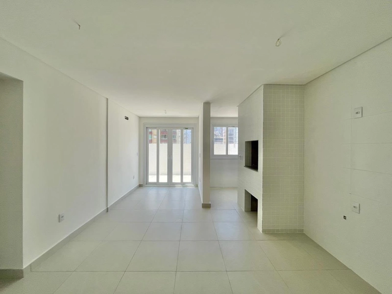 PRÉDIO NOVO COM INFRA , 1 DORM. SUÍTE, LAVABO, TERRAÇO AMPLO