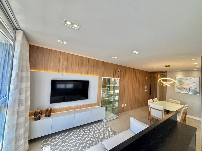 PRÓXIMO AO MAR E PRAÇA BASSANE: 18ª foto da galeria de imagens do imóvel