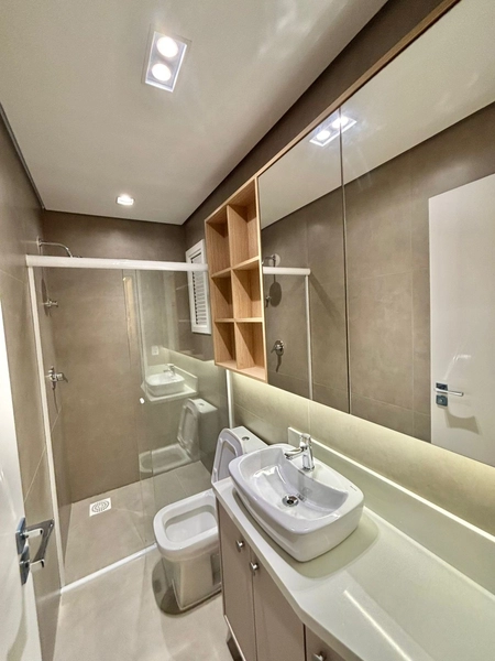 PRÓXIMO AO MAR E PRAÇA BASSANE: 23ª foto da galeria de imagens do imóvel