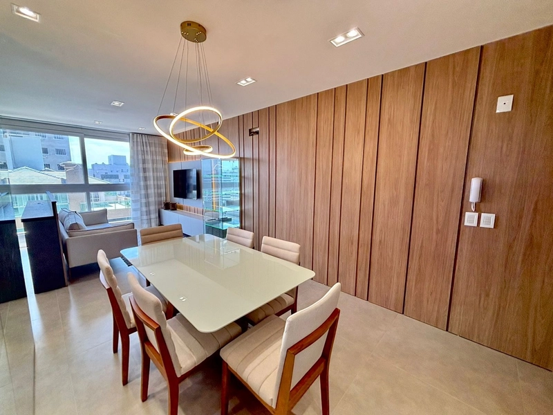 PRÓXIMO AO MAR E PRAÇA BASSANE: 15ª foto da galeria de imagens do imóvel