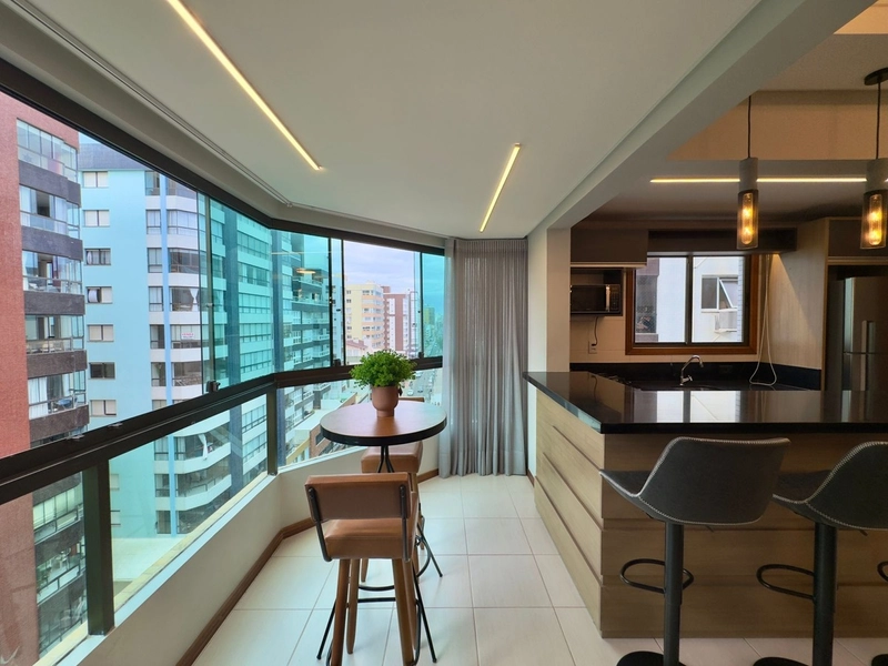 Prédio de frente para Praça Luiz Bassani, pé na areia da praia !!!!: 13ª foto da galeria de imagens do imóvel