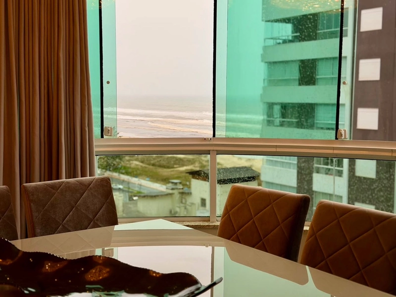 ALTO PADRÃO, DE FRENTE COM VISTA MAR! JUNTO A PRAÇA BASSANI: 3ª foto da galeria de imagens do imóvel