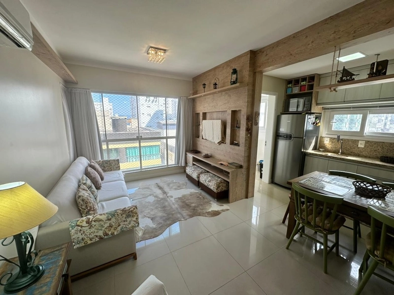 Vista liberada ao lado da praça Luiz Bassani.: 11ª foto da galeria de imagens do imóvel