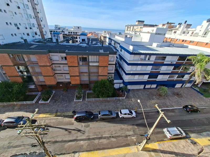 NO CENTRO DE CAPÃO JUNTO Á BEIRA MAR: 6ª foto da galeria de imagens do imóvel